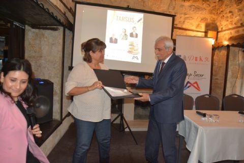AYDINLIĞIN KENTİ TARSUS'TA ÜÇ YAZARDAN SÖYLEŞİ VE İMZA GÜNÜ -DR. HALİL ATILGAN, OSMAN HOMURLU ve UĞUR PİŞMANLIK TADEKA’DA KİTAPLARINI İMZALADI