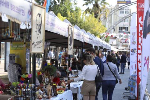 Büyükşehir’in ‘3. Uluslararası Tarsus Festivali’ Rengarenk Başladı