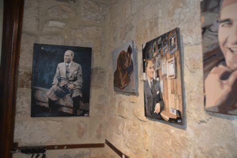 DİLEK ÇETİNKAYA’NIN “MİLLİ EGEMENLİK VE ATATÜRK” SERGİSİ BÜYÜK BEĞENİ TOPLADI