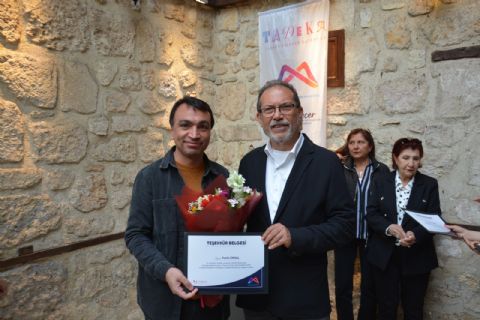 KUAFÖR ANJEL VE ROZA ANISINA TADEKA’DA “TARSUS’A EMEK VEREN KADINLAR” FOTOĞRAF SERGİSİ AÇILDI
