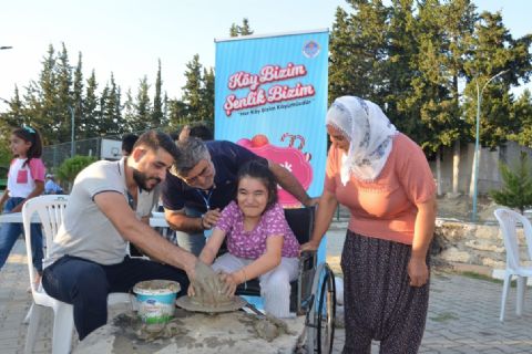 Mersin Büyükşehir’in ‘Köy Şenlikleri’ Renkli Görüntülere Sahne Olmaya Devam Ediyor