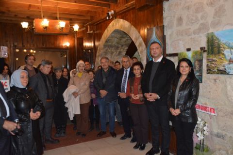 SEDA YIKILMAZPEHLİVAN’IN KİŞİSEL RESİM SERGİSİ TADEKA’DA AÇILDI