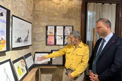 TADEKA’DA “ÇİZGİLİ DÜNYA; GELDİM, GÖRDÜM, ÇİZDİM” KARİKATÜR SERGİSİ