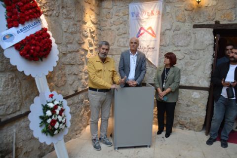 TADEKA’DA “ÇİZGİLİ DÜNYA; GELDİM, GÖRDÜM, ÇİZDİM” KARİKATÜR SERGİSİ