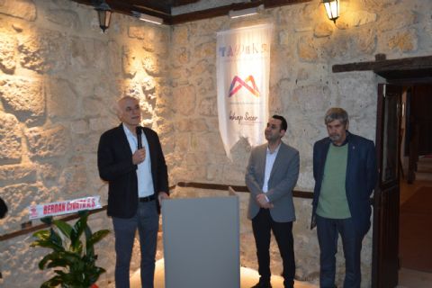 TARSUS OBJELERİ SERGİSİ TADEKA’DA AÇILDI