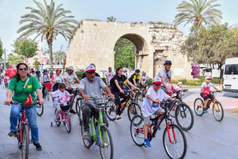 Tarsus’ta Çocuklar Bisiklet Şenliği Eğlenceli Bir Bayram Geçirdi!