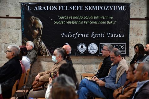 ‘Savaşa ve Barışa’ Felsefe Penceresinden Bakıldı
